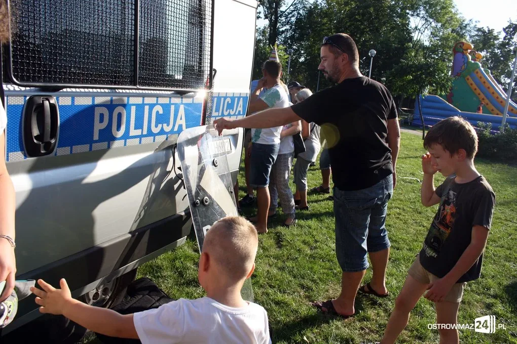Mamo, tato! Baw się ze mną (zdjęcia)
