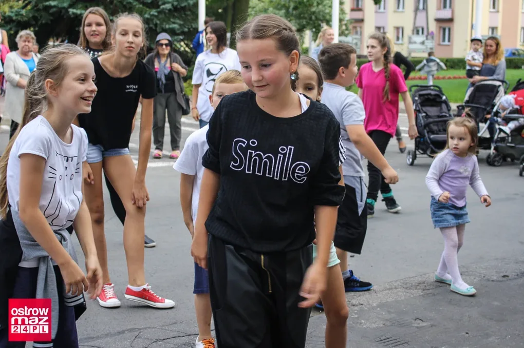 Tańczyli przed ratuszem (zdjęcia)