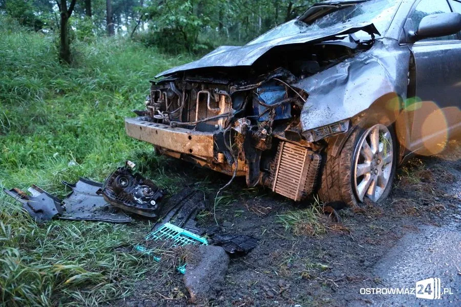 Dachowanie toyoty (zdjęcia)