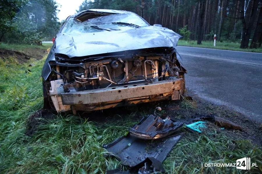Dachowanie toyoty (zdjęcia)