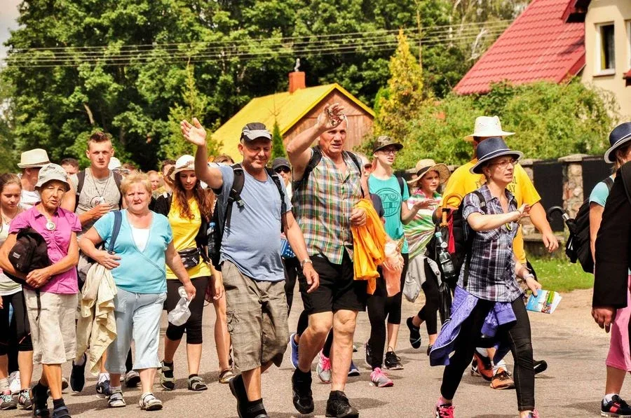 Wędrują na Jasną Górę (zdjęcia)