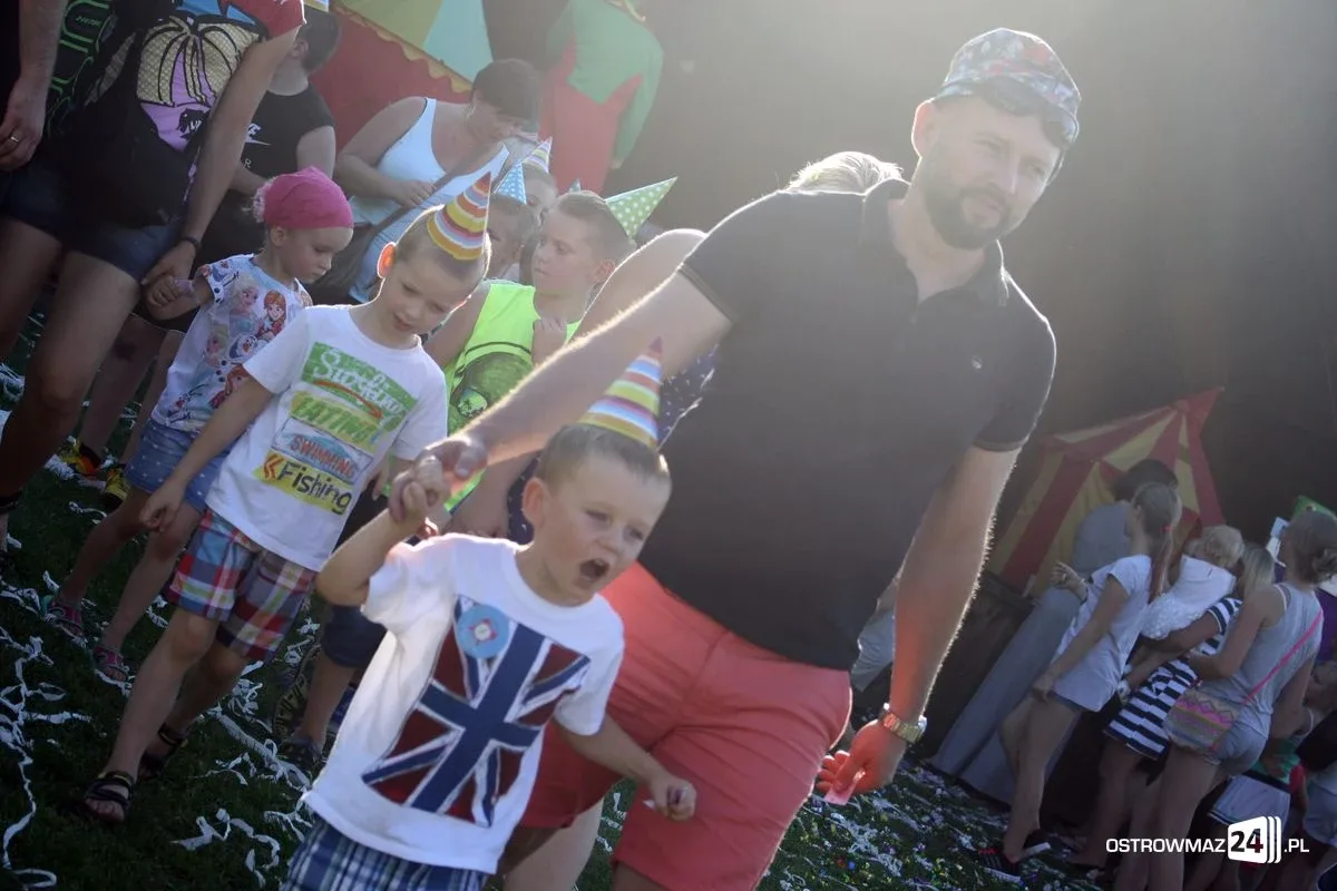 Mamo, tato! Baw się ze mną (zdjęcia)