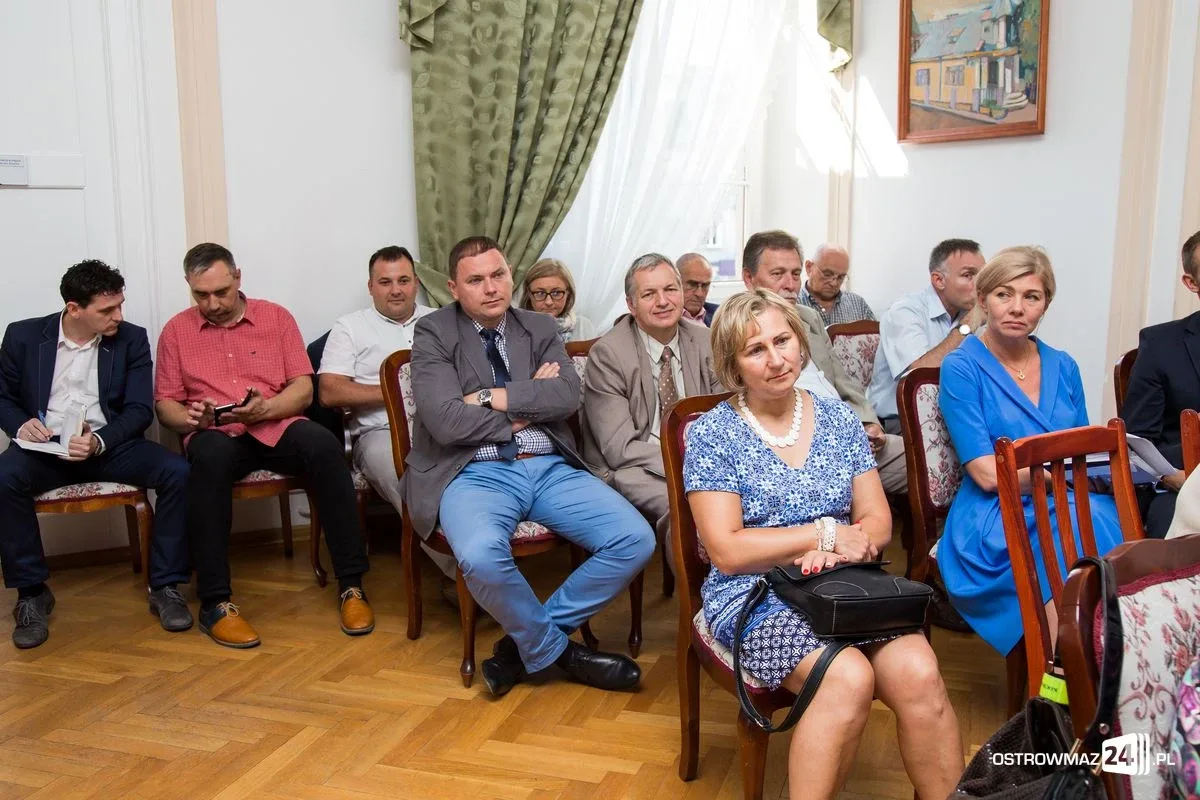 Nadzwyczajnie zgodna sesja rady miasta (zdjęcia)