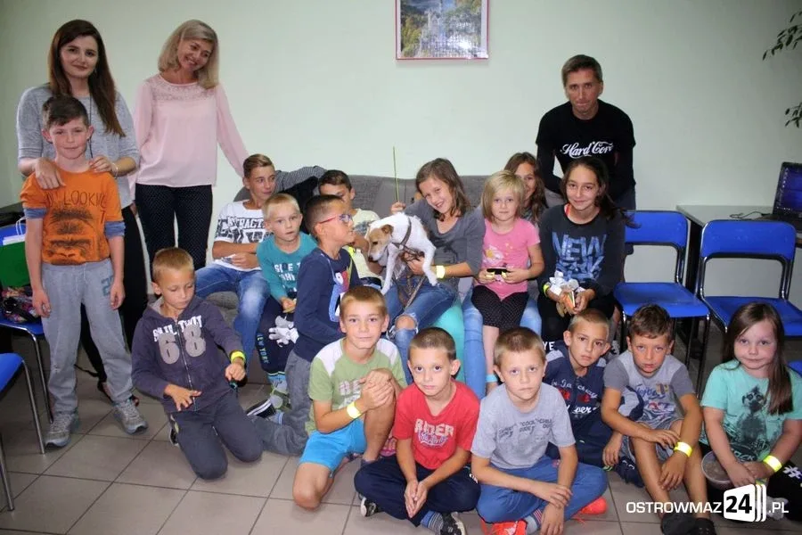 Dogoterapia w ostrowskiej świetlicy (zdjęcia)