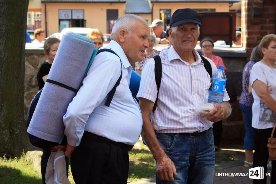 Pątnicy ruszyli na Jasną Górę (zdjęcia)