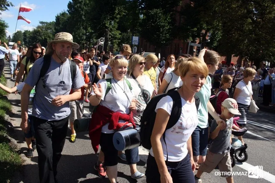 Pątnicy ruszyli na Jasną Górę (zdjęcia)