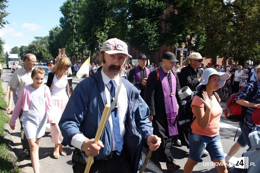 Pątnicy ruszyli na Jasną Górę (zdjęcia)