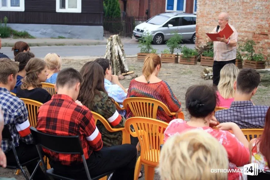 Wieczór z patriotyzmem na skwerku (zdjęcia)