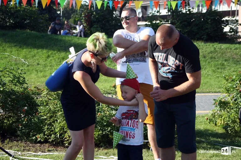 Mamo, tato! Baw się ze mną (zdjęcia)