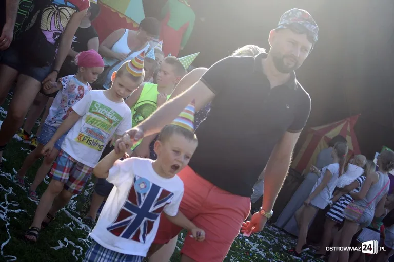 Mamo, tato! Baw się ze mną (zdjęcia)