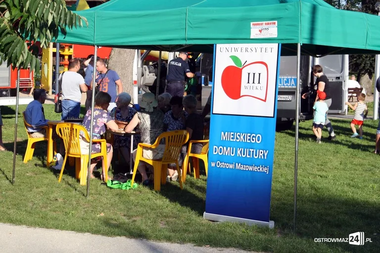 Mamo, tato! Baw się ze mną (zdjęcia)