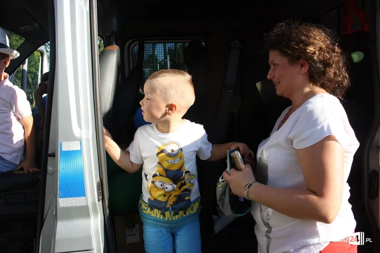 Mamo, tato! Baw się ze mną (zdjęcia)