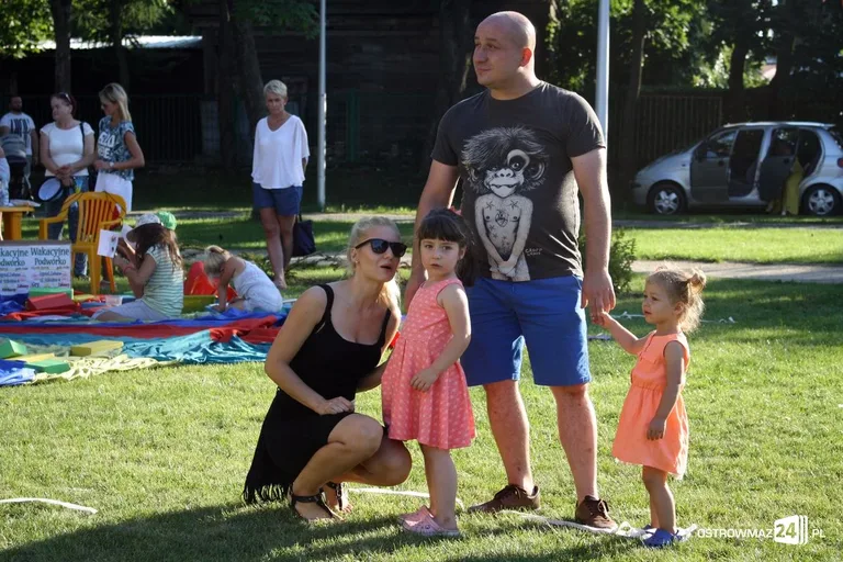 Mamo, tato! Baw się ze mną (zdjęcia)