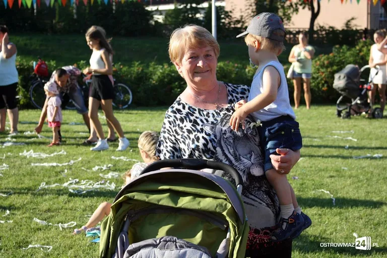 Mamo, tato! Baw się ze mną (zdjęcia)