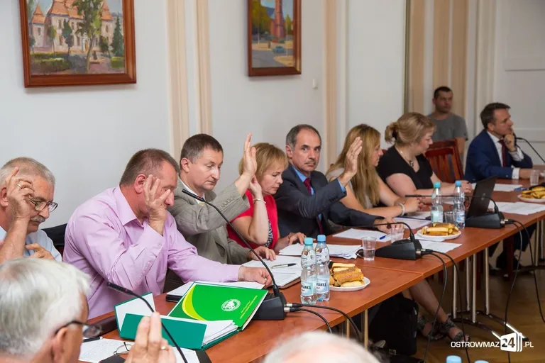 Nadzwyczajnie zgodna sesja rady miasta (zdjęcia)