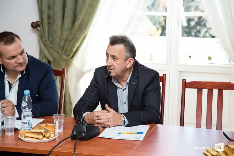 Nadzwyczajnie zgodna sesja rady miasta (zdjęcia)