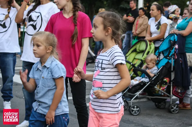 Tańczyli przed ratuszem (zdjęcia)