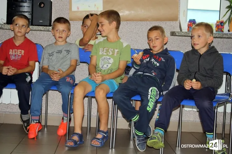 Ratownik wodny z wizytą u dzieci (zdjęcia)