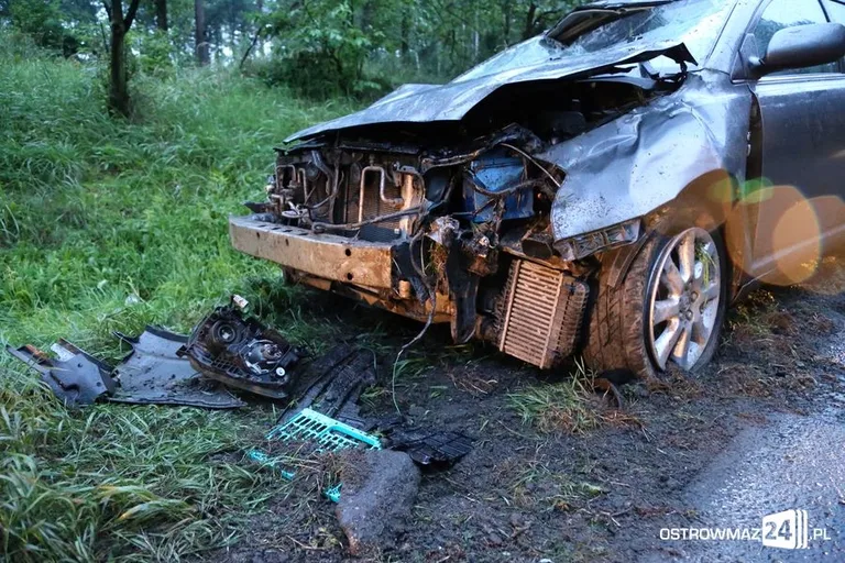 Dachowanie toyoty (zdjęcia)