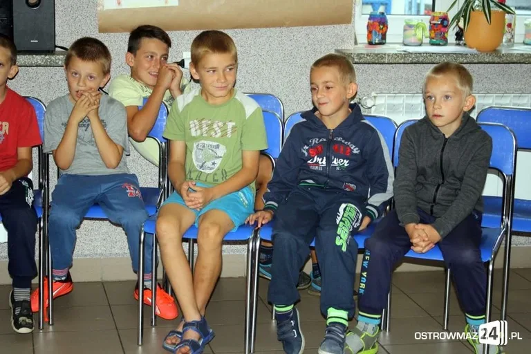 Ratownik wodny z wizytą u dzieci (zdjęcia)