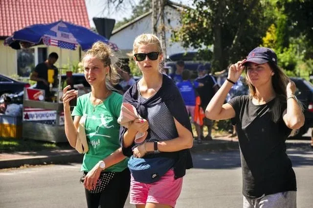 Ze śpiewem na ustach pokonują kolejne km (zdjęcia)