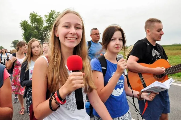 Pielgrzymi dotarli do Huty Mińskiej (zdjęcia)