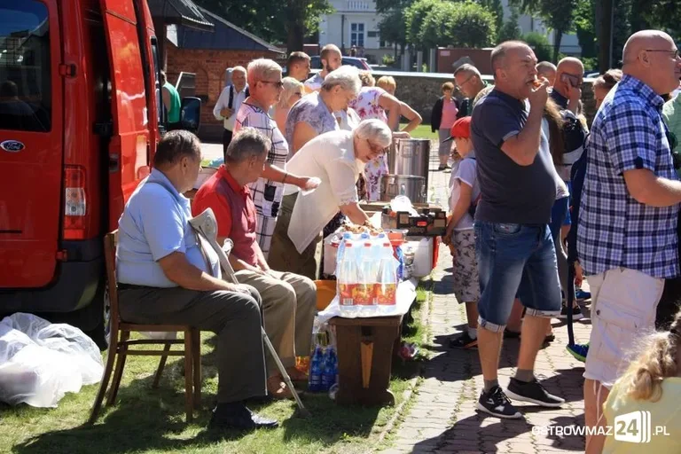 Pątnicy ruszyli na Jasną Górę (zdjęcia)