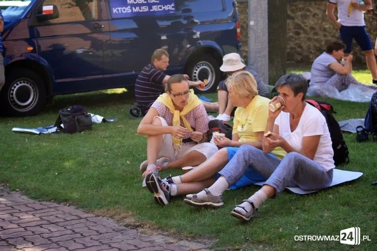 Pątnicy ruszyli na Jasną Górę (zdjęcia)