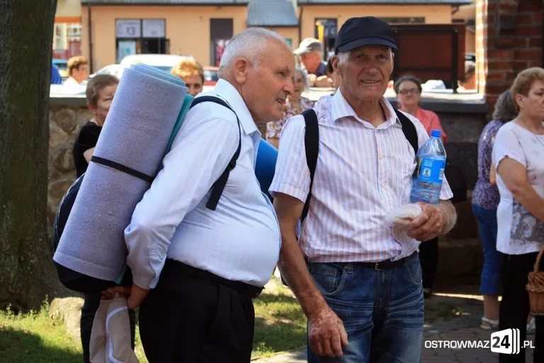 Pątnicy ruszyli na Jasną Górę (zdjęcia)