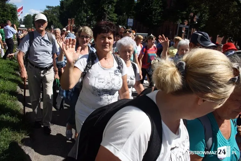 Pątnicy ruszyli na Jasną Górę (zdjęcia)