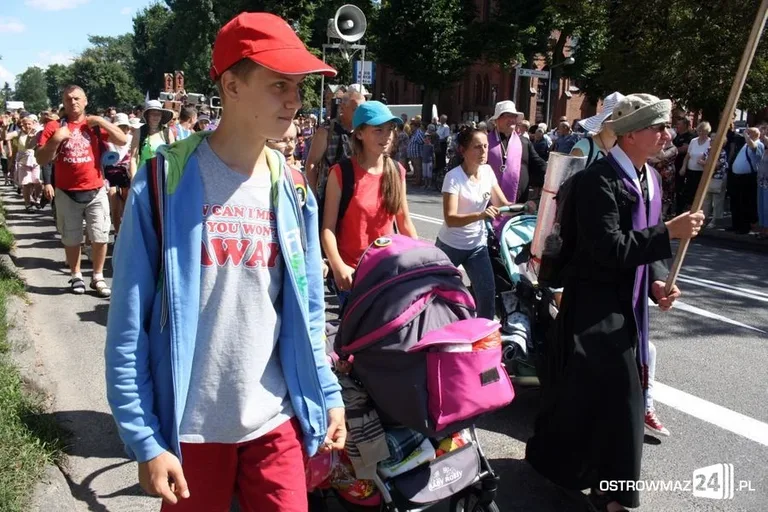 Pątnicy ruszyli na Jasną Górę (zdjęcia)