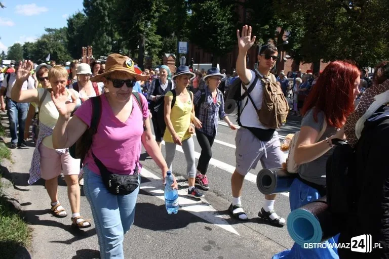 Pątnicy ruszyli na Jasną Górę (zdjęcia)