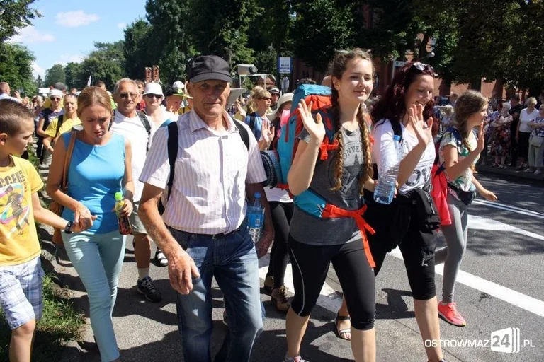 Pątnicy ruszyli na Jasną Górę (zdjęcia)