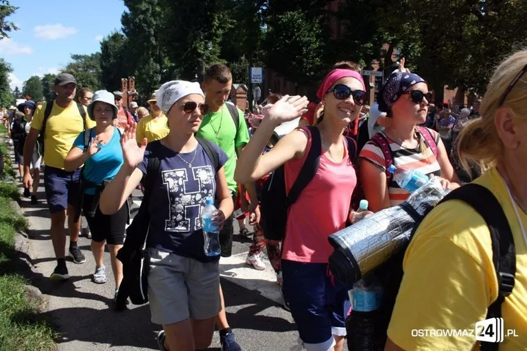 Pątnicy ruszyli na Jasną Górę (zdjęcia)