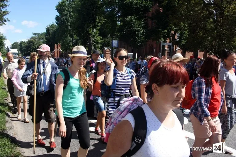 Pątnicy ruszyli na Jasną Górę (zdjęcia)