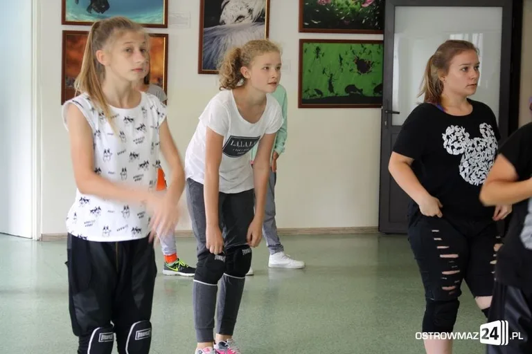 Ruszyła Wakacyjna Szkoła Tańca (zdjęcia)