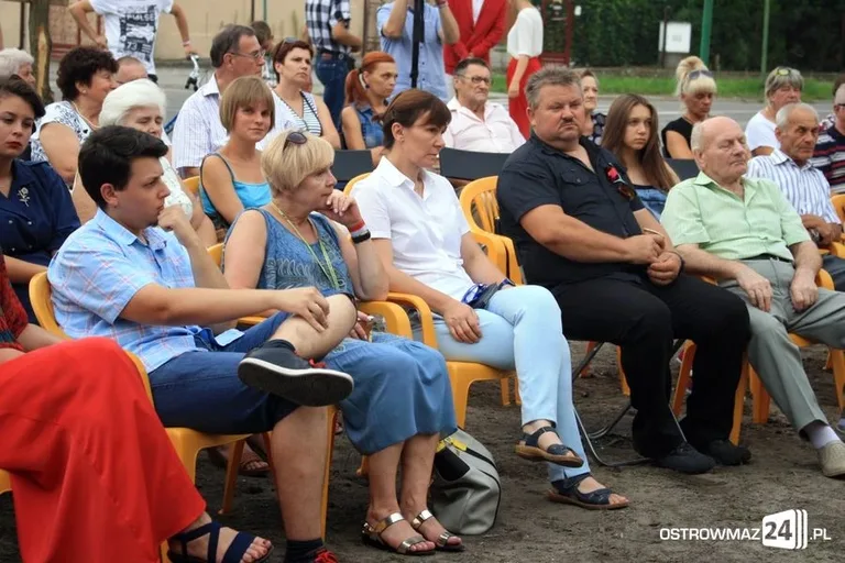 Wieczór z patriotyzmem na skwerku (zdjęcia)