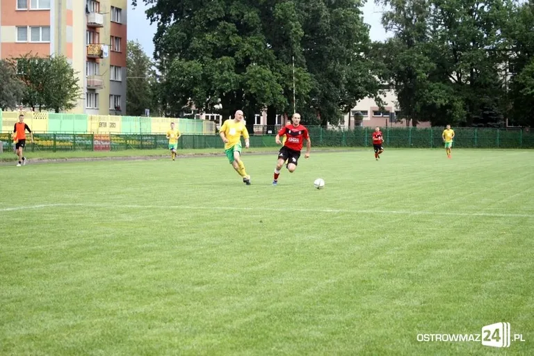 Ostrovia na plus z Makowianką (zdjęcia)