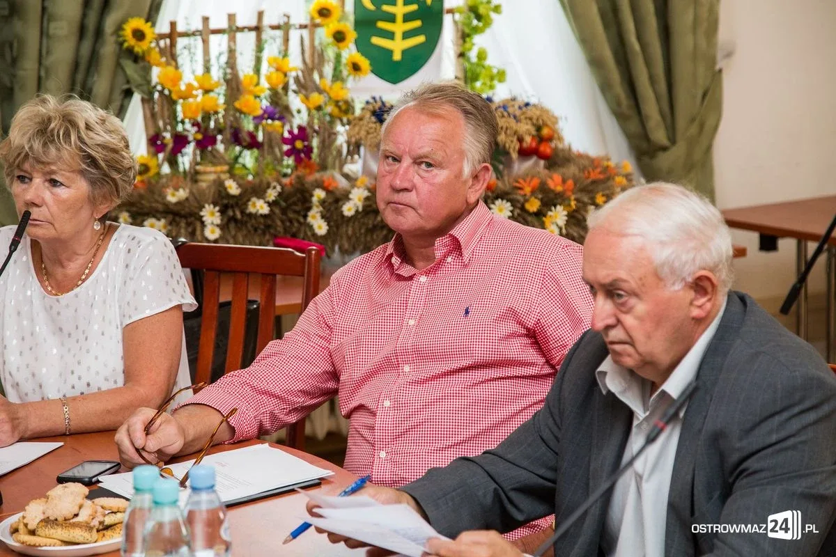 Miasto wesprze powiat w rozbudowie drogi (zdjęcia)