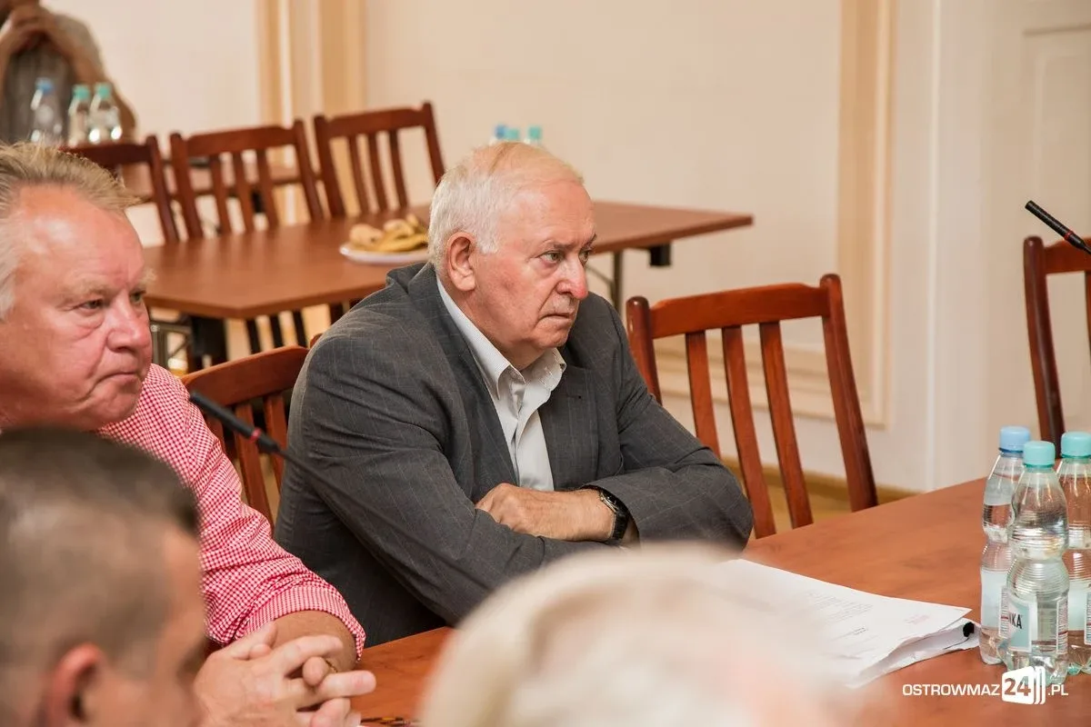 Miasto wesprze powiat w rozbudowie drogi (zdjęcia)
