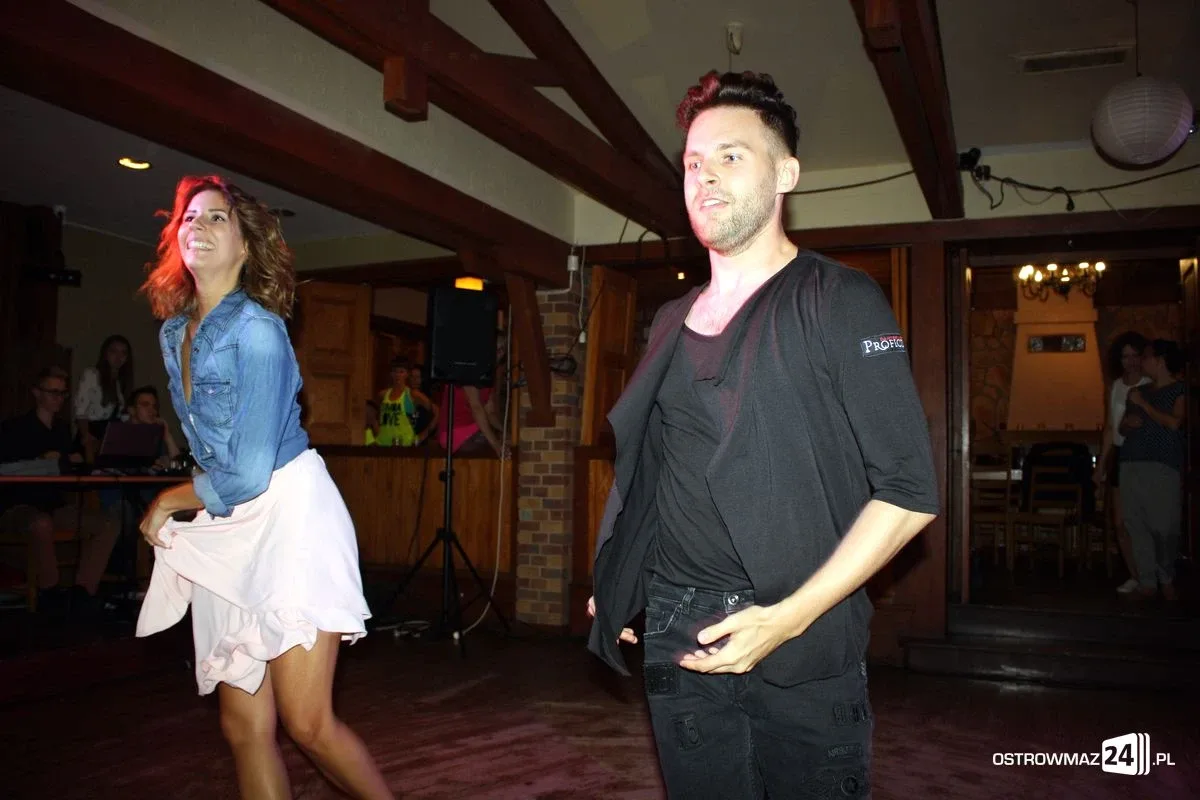 Wieczór taneczny w klubie Pewex (zdjęcia, wideo)