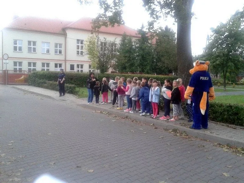Policjanci z wizytą u pierwszoklasistów (zdjęcia)