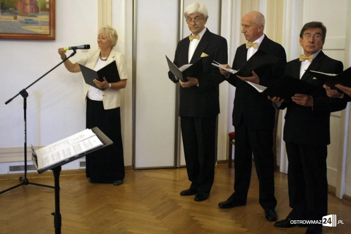 Męski chór zaśpiewał w ratuszu (zdjęcia, wideo)