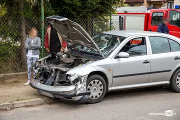 Zdarzenie drogowe na ul. Orzeszkowej (zdjęcia)