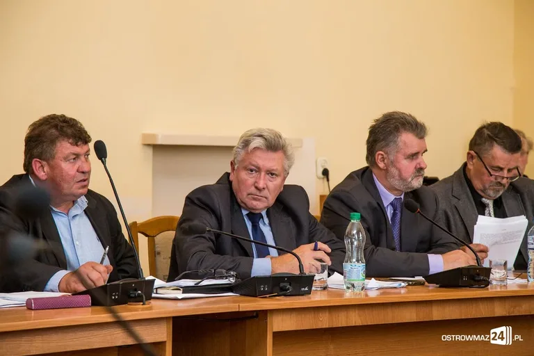 Zgoda w powiecie. Jednogłośni radni (zdjęcia)
