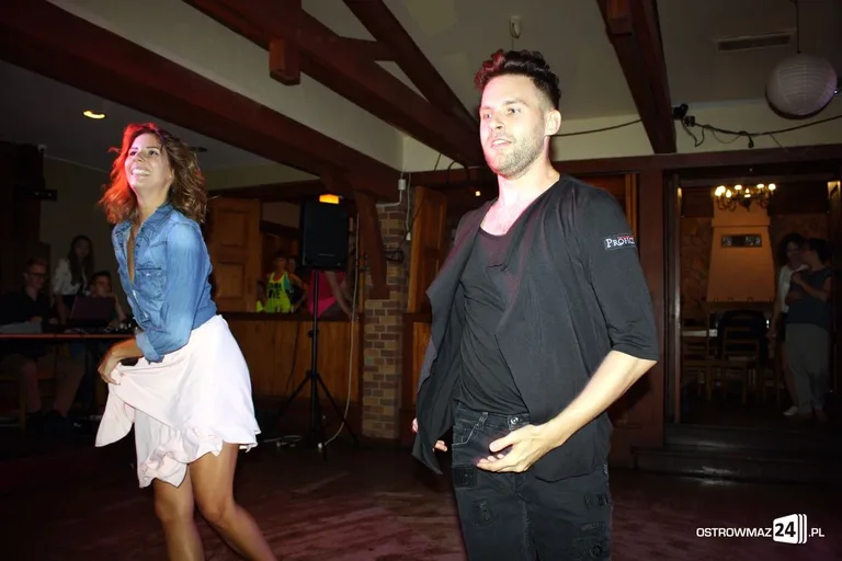 Wieczór taneczny w klubie Pewex (zdjęcia, wideo)