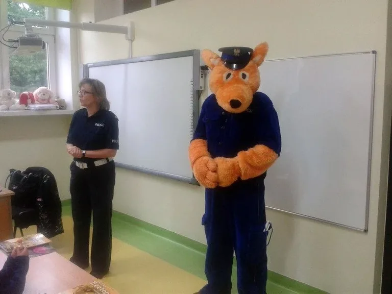 Policjanci z wizytą u pierwszoklasistów (zdjęcia)