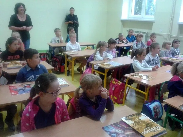 Policjanci z wizytą u pierwszoklasistów (zdjęcia)