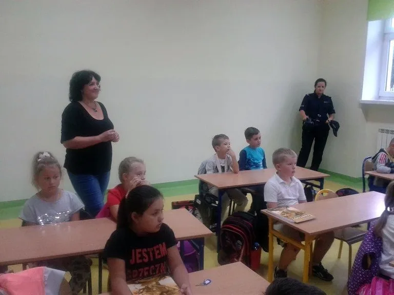 Policjanci z wizytą u pierwszoklasistów (zdjęcia)