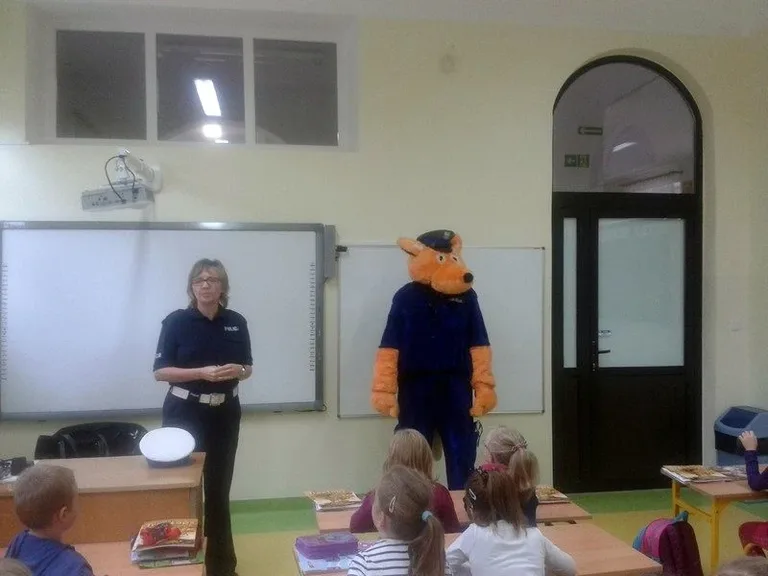 Policjanci z wizytą u pierwszoklasistów (zdjęcia)